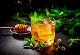 Honey Winter Cocktail